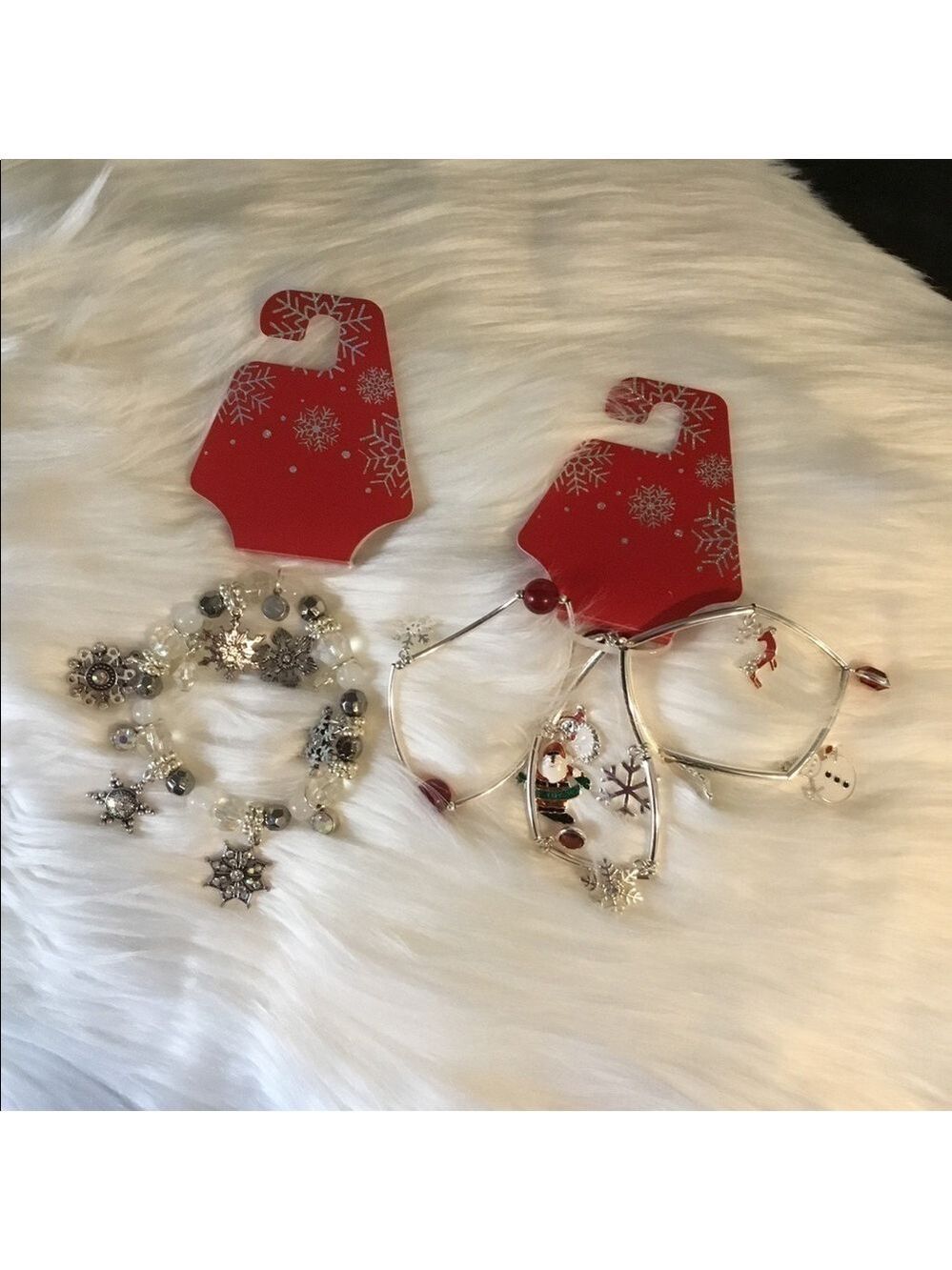 Snowflake charm stretch bracelet & Red Bead & Christmas charm stretch …